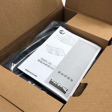  MAKITA マキタ 急速充電器 未使用品(S) 本体のみ DC18RD ブラック