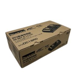 ◇◇ MAKITA マキタ 二口急速充電器 未使用品(S) 本体のみ DC18RD ブラック Sランク