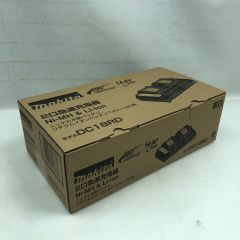  MAKITA マキタ 急速充電器 未使用品(S) 本体のみ コード式 100v DC18RD ブラック Sランク