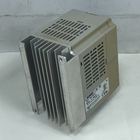  HITACHI 日立 インバーター 未使用品(S) SJ200 オリーブ