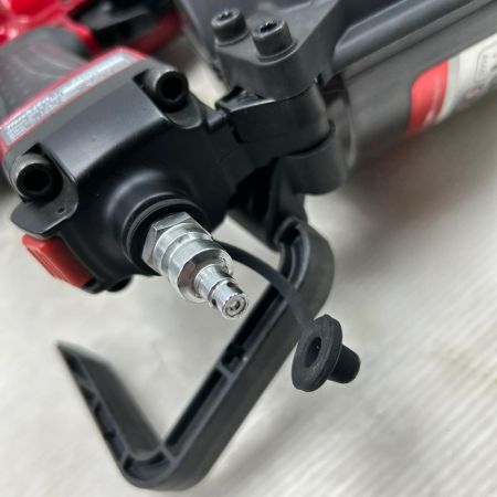 MAKITA マキタ エア釘打ち 本体のみ 高圧 AN900HX レッド