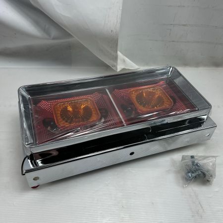 トラック用2連テールランプ 未使用品(S) 2個セット