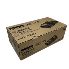 MAKITA マキタ 二口急速充電器 未使用品(S) 本体のみ DC18RD ブラック Sランク