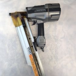 ＊＊ MAKITA マキタ エア釘打機 AN921 Bランク