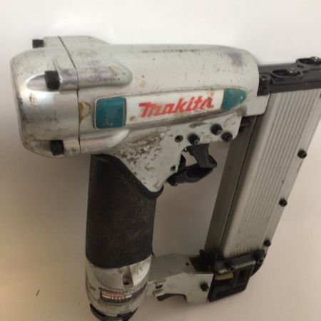  MAKITA マキタ 常圧エアタッカ AF351