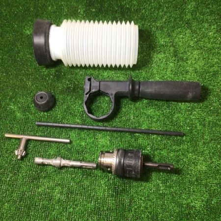  HITACHI 日立 24mm ロータリハンマドリル コード式 ケース付 DH24PB3