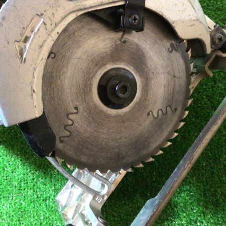  MAKITA マキタ 125ｍｍ 充電式マルノコ 18V/6,0Ah バッテリー1個付属 （他付属品なし） HS471D