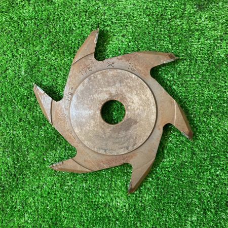  兼房刃物 面柄カッター　255ｍｍ×1枚　175ｍｍ×1枚