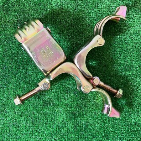   単管用 クランプ 3連マルチクランプ 直交 10個入り