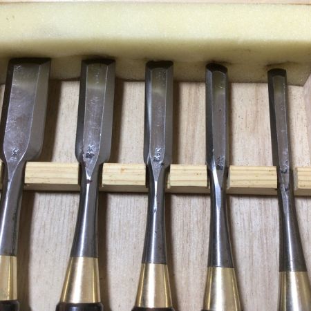   最高級 総磨韶山作 外丸ノミ 金カツラ黒丹柄 五本組 