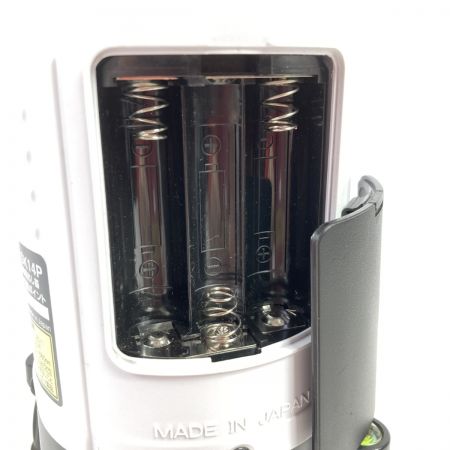  MAKITA マキタ 赤レーザー墨出し器 本体のみ さげふり・ろく・鉛直ポイント　※受光器なし SK14P ホワイト