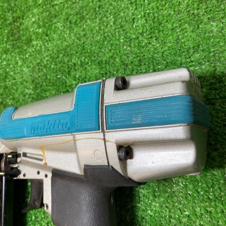  MAKITA マキタ 15~50mm 常圧エア仕上釘打機 ケース付 AF502
