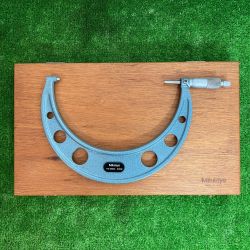 ** MITUTOYO ミツトヨ　マイクロメーター　175-200ｍｍ　0.01ｍｍ Sランク