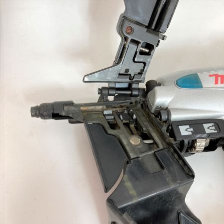  MAKITA マキタ 27~50mm 常圧エア釘打ち 本体のみ AN504