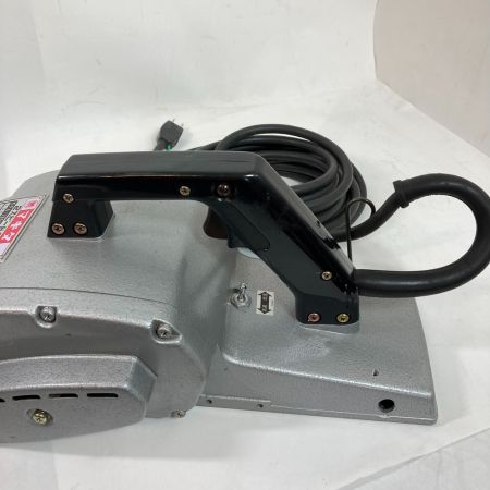  MAKITA マキタ 136mm 2スピード 電動かんな カンナ 木箱・工具付 1804N