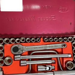 ** KTC ケーティーシー ソケットレンチセット 30pc 差込角12.7mm ケース付 B324R Cランク