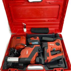 ** Hilti ヒルティ 21.6V 充電式ハンマドリル （バッテリ2個・充電器・集じん機・ケース付） TE4-A22 レッド Bランク