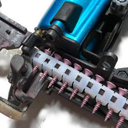  MAKITA マキタ 25mm~41mm 高圧エアビス打ち機 ケース付 AR411HRM ブルー