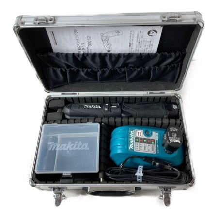  MAKITA マキタ 7.2V  充電式ペンインパクトドライバ  （バッテリ3個・充電器・ケース付） TD021D ブラック
