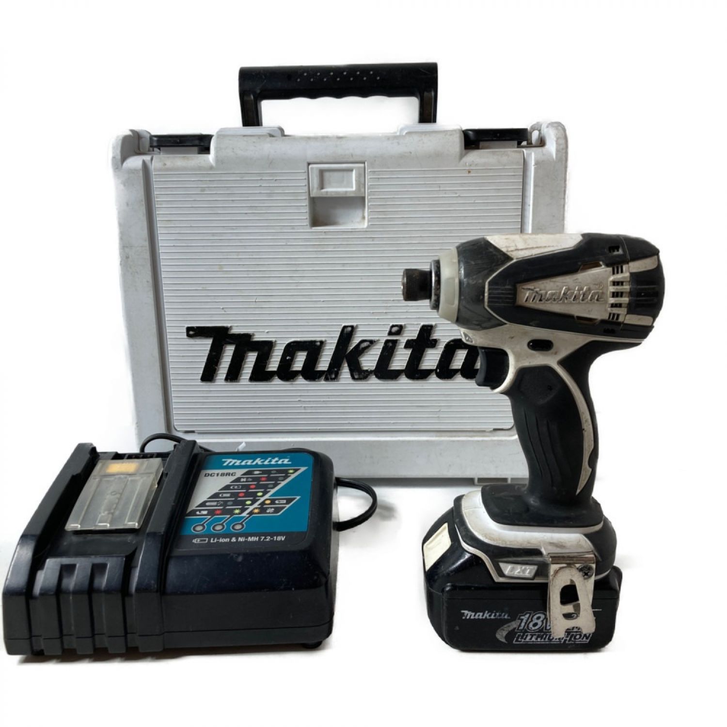 ドライバMakita　マキタ　充電式インパクトドライバー　LXDT04