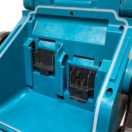  MAKITA マキタ 14.4V~40Vmax 充電式LEDスタンドライト 電源コード付き （バッテリ・充電器別売り） ML004G ブルー