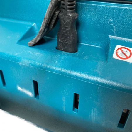  MAKITA マキタ 14.4V~40Vmax 充電式LEDスタンドライト 電源コード付き （バッテリ・充電器別売り） ML004G ブルー