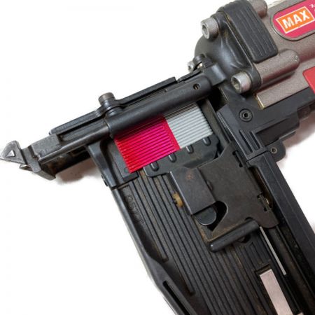  MAX マックス 32~57mm 高圧エアタッカ ケース付 HA-57/957T レッド