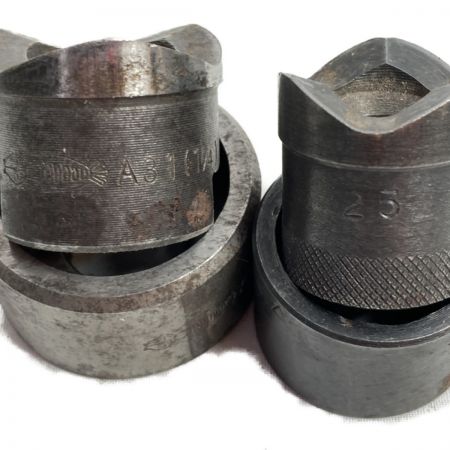  LOBSTER ロブスター 手動油圧式パンチャー エビパンチャー (ケース・コマ付属） LP-104AP ブラック