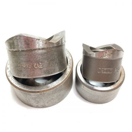  CACTUS 手動油圧式パンチャー (ケース・コマ付属） 不明 グレー