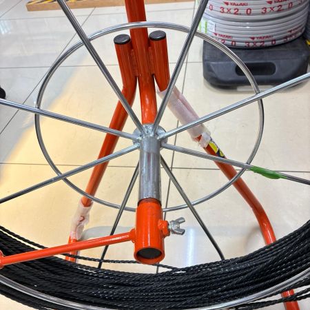 ミノル工業 【店頭引取限定】 通線器 リール オレンジ