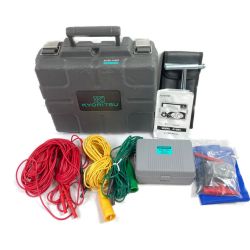 ＊＊ KYORITSU 共立電気計器 電池式アナログ接地抵抗計 (ケース付) 4102A グレー Bランク