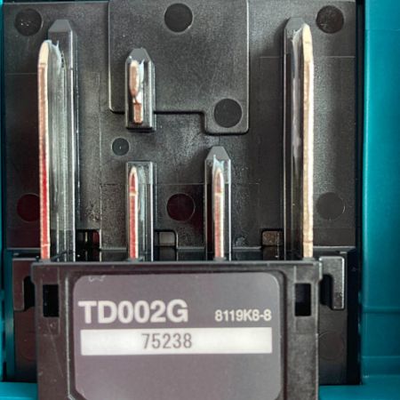  MAKITA マキタ 40Vmax 充電式インパクトドライバ (バッテリ2個・充電器・ケース付) TD002GRDX ブルー