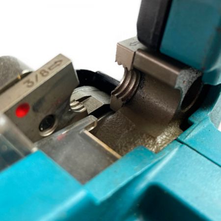  MAKITA マキタ 14.4V/18V 充電式全ネジカッタ (18Vバッテリ1個・ケース付）充電器なし SC102D ブルー