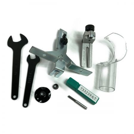  MAKITA マキタ 18V 充電式トリマ ガイド他付き ※バッテリ・充電器なし RT50D ブルー