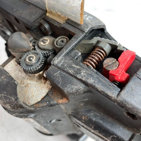  MAX マックス 14.4V コードレス鉄筋結束機 リバータイア (バッテリ1個・充電器・ケース付）(2) RB-399A レッド