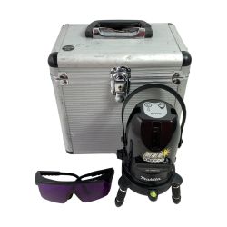 ＊＊ MAKITA マキタ 赤レーザー墨出し器 おおがね・通り芯・ろく　ケース付・受光器無 SK308PH ブラック Cランク