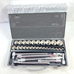 ＊＊ TONE トネ ソケットレンチセット (12角) 33pcs 差込角12.7mm ケース付 170M シルバー Sランク