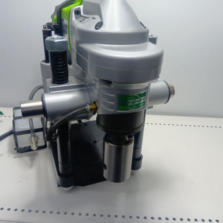 IKURA SEIKI CO.,LTD. 育良精機 磁器ボール盤 取説・ケース付き コード式 100v 17189 使用感有 ISK-LB100S ブラック×グリーン