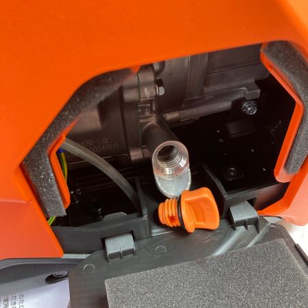  KOSHIN インバーター発電機 4サイクル 1.6KVA 50/60Hz GV-16i オレンジ