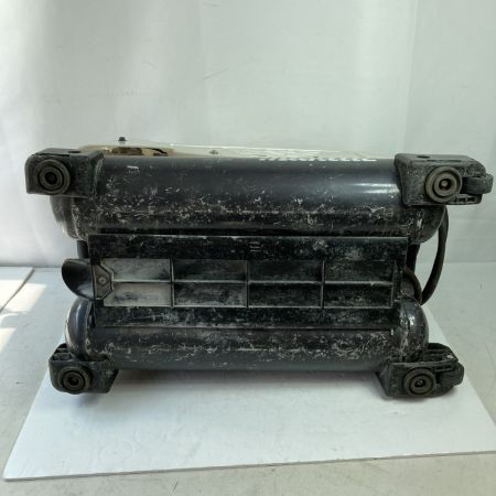  MAKITA マキタ MAKITA 常圧2口 高圧2口 100v エアコンプレッサー AC400X ホワイト