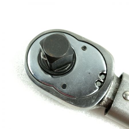  TOHNICHI プレセット型トルクレンチ 30-140Nm 差込角12.7mm ※校正歴不明 QL140N シルバー