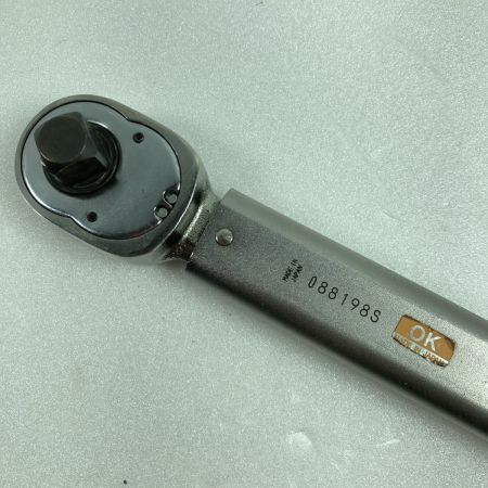  TOHNICHI プレセット型トルクレンチ 30-140Nm 差込角12.7mm ※校正歴不明 QL140N シルバー