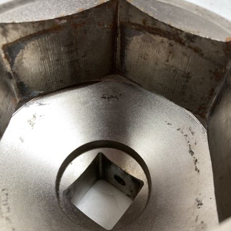  TONE トネ インパクト用ソケット 穴角6角 対辺寸法75mm 全長95mm 差込角25.4mm 8NV シルバー