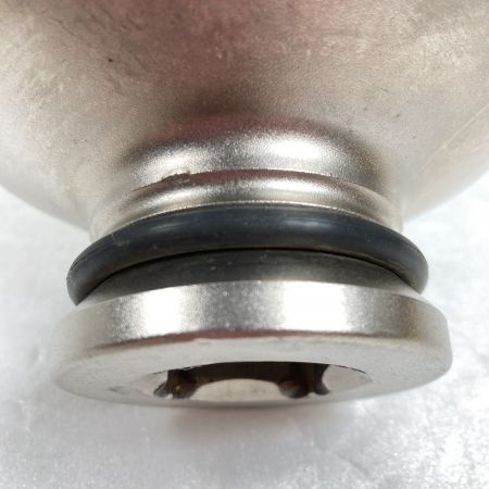  TONE トネ インパクト用ソケット 穴角6角 対辺寸法75mm 全長95mm 差込角25.4mm 8NV シルバー