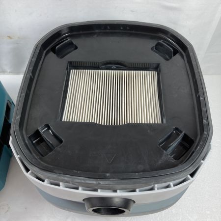  MAKITA マキタ 集じん機(粉じん専用) 8L 連動コンセント付 ※ホース付 VC0830 ブルー