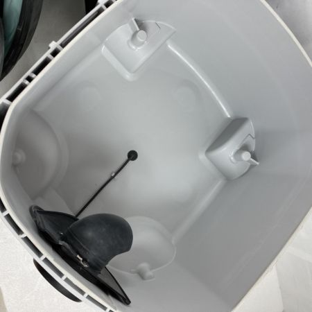  MAKITA マキタ 集じん機(粉じん専用) 8L 連動コンセント付 ※ホース付 VC0830 ブルー