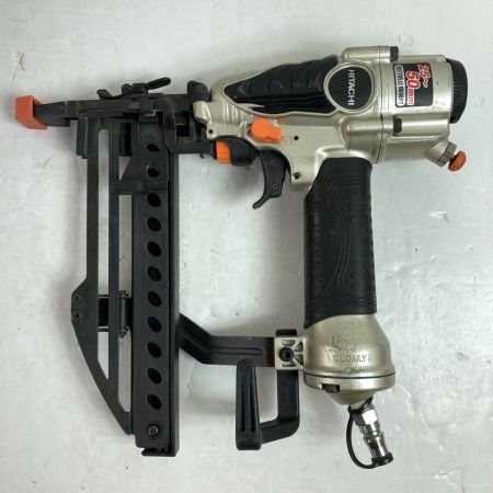  HITACHI 日立 25~50mm 常圧タッカ ケース付 N5004MF ゴールド