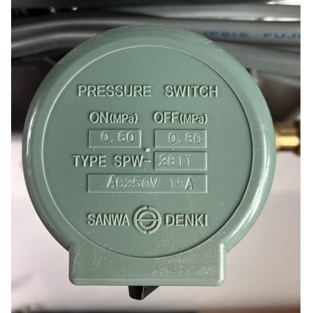  HITACHI 日立 オイルフリー　コンプレッサー0.75LE-8SB シルバー 程度A 取説付 コード式 30L 100v 0.75LE-8SB シルバー