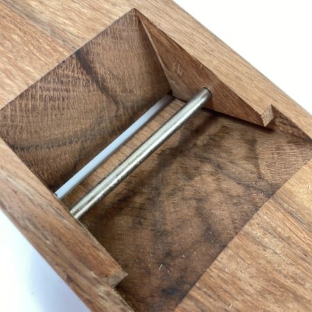  「乱菊」 「乱菊」千代鶴貞秀作 寸八鉋 赤樫台 桐箱なし