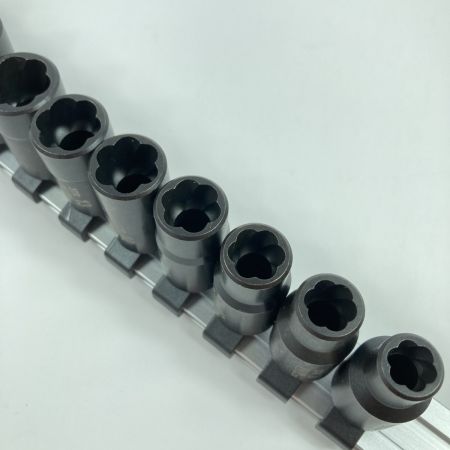  TONE トネ トルネードソケット セット 9.5sq  ホルダー付 HTR312